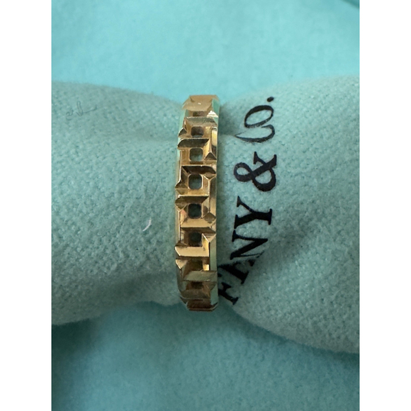 Tiffany & Co 18k Yellow Gold T True Narrow Ring Size 7 - Picture 2 of 6
